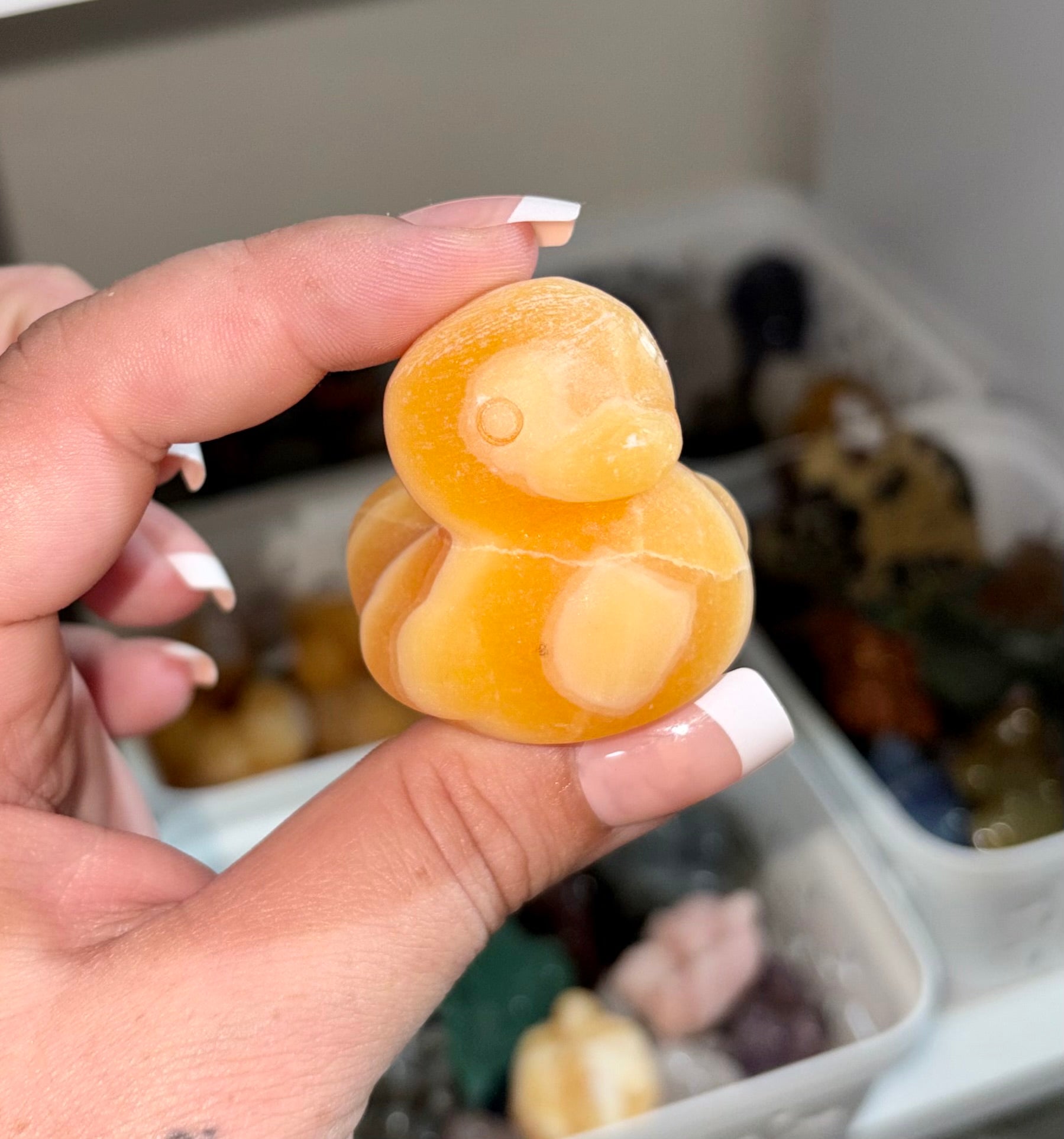 Yellow calcite duck