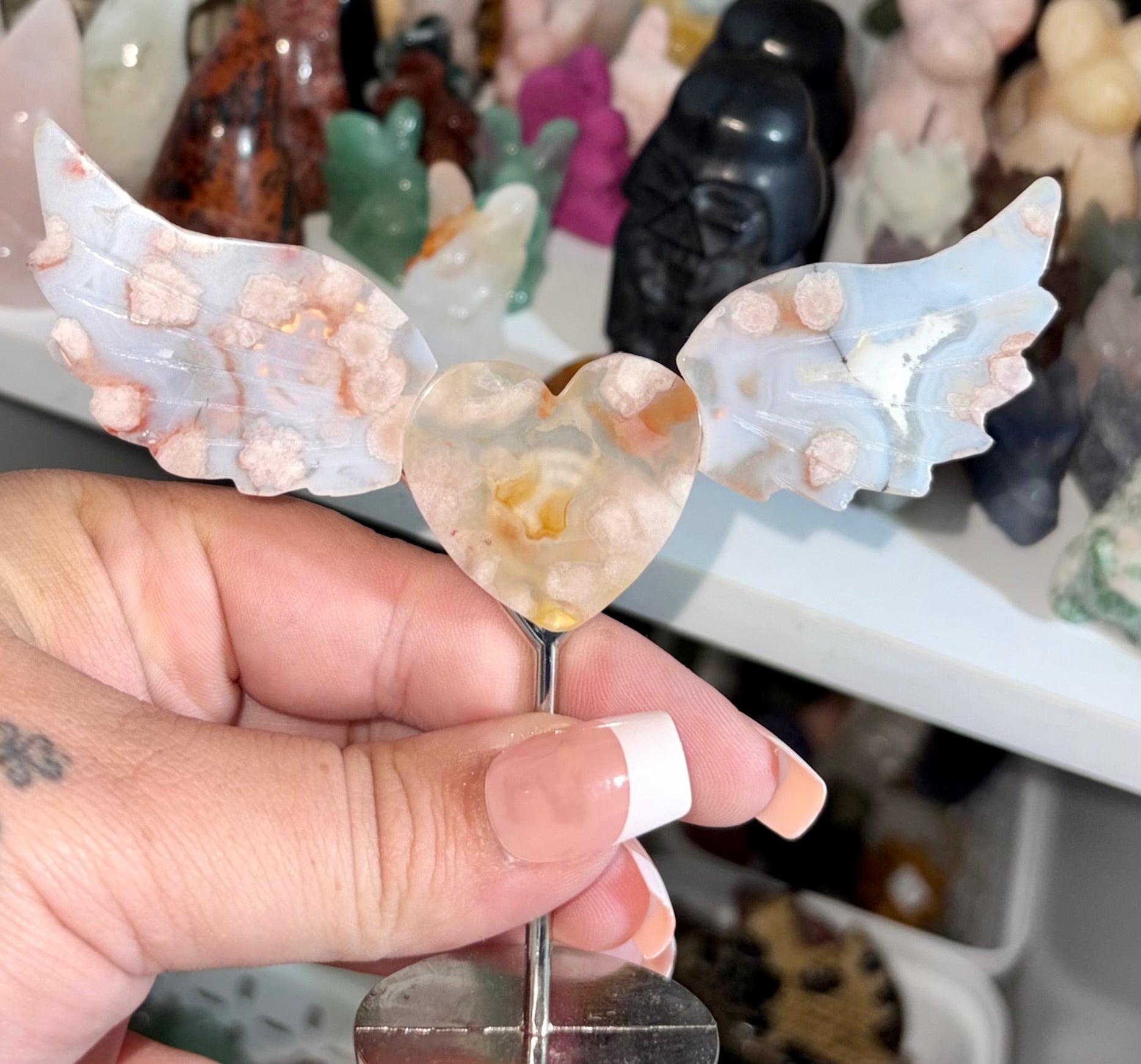Flower agate heart wings
