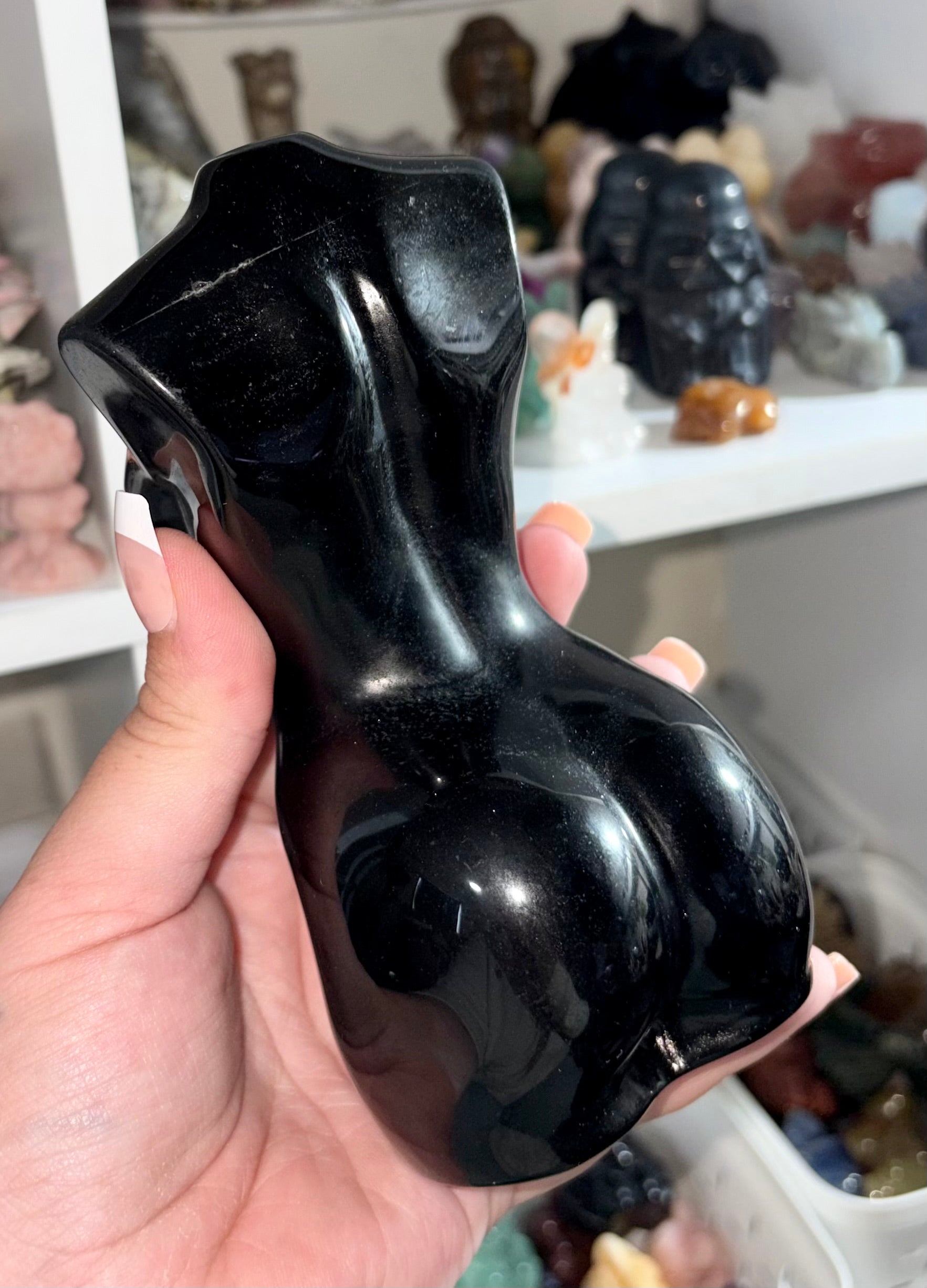 Obsidian lady body