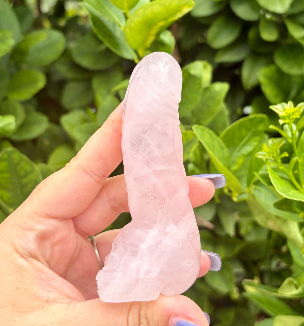 Rose quartz skull with ding