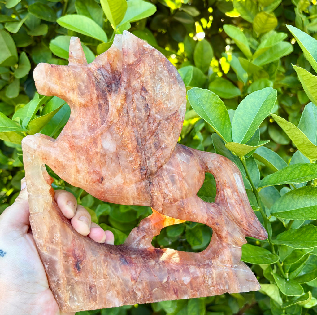 Fire quartz Pegasus carving