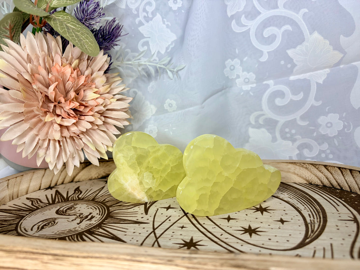 Lemon calcite cloud