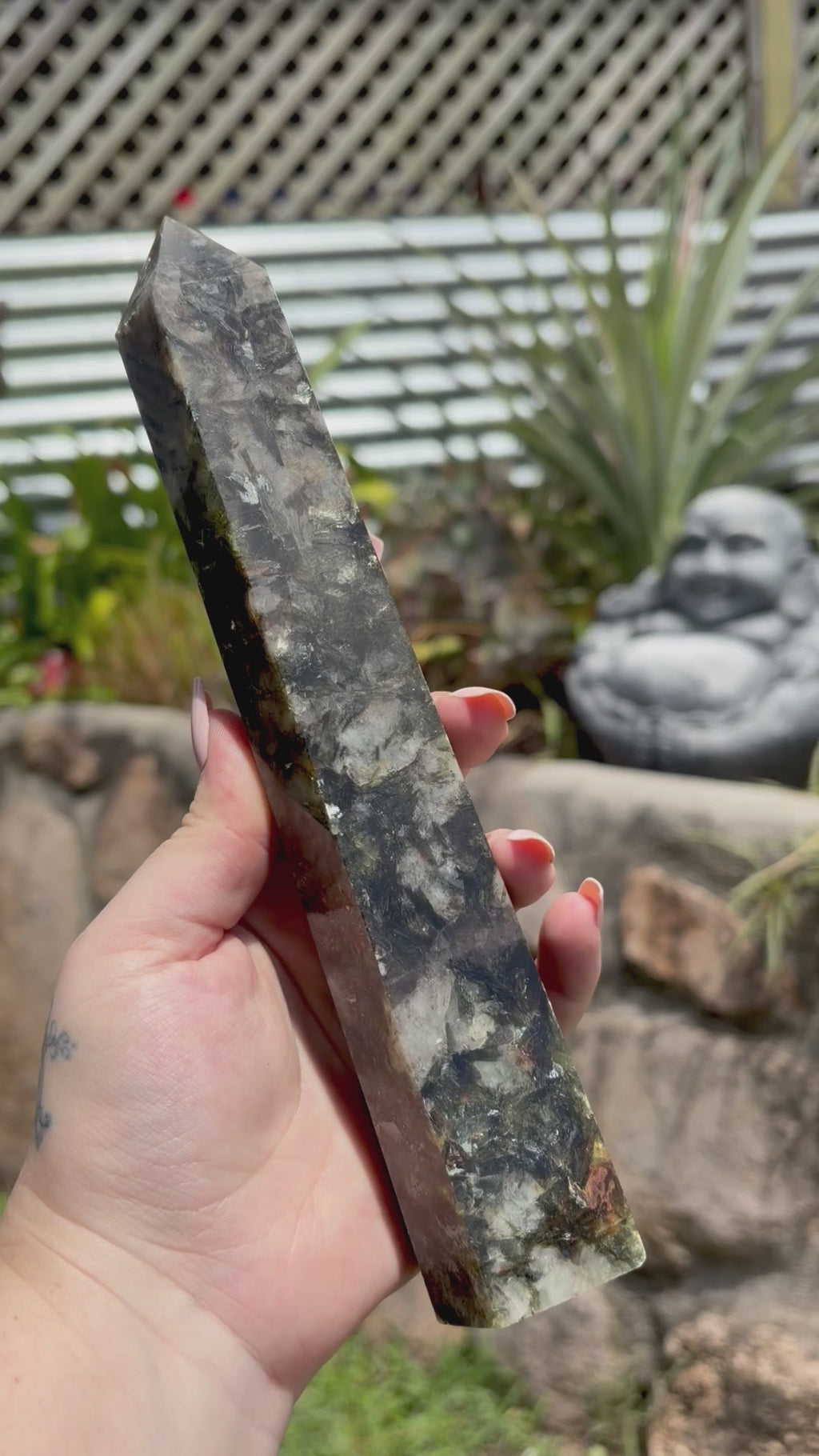 Tourmaline and green mica tower